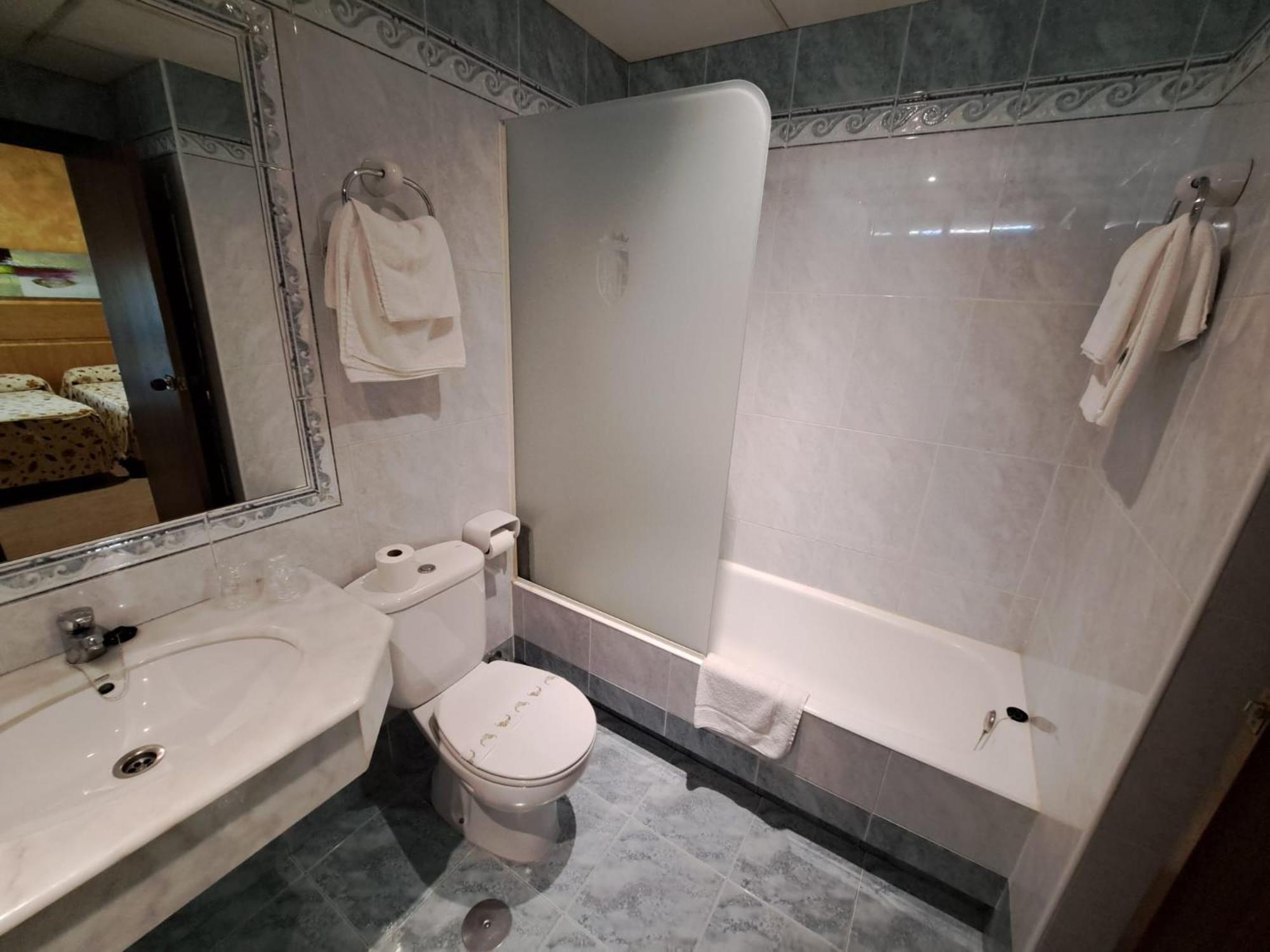 Hotel Castilla Албасете Екстериор снимка