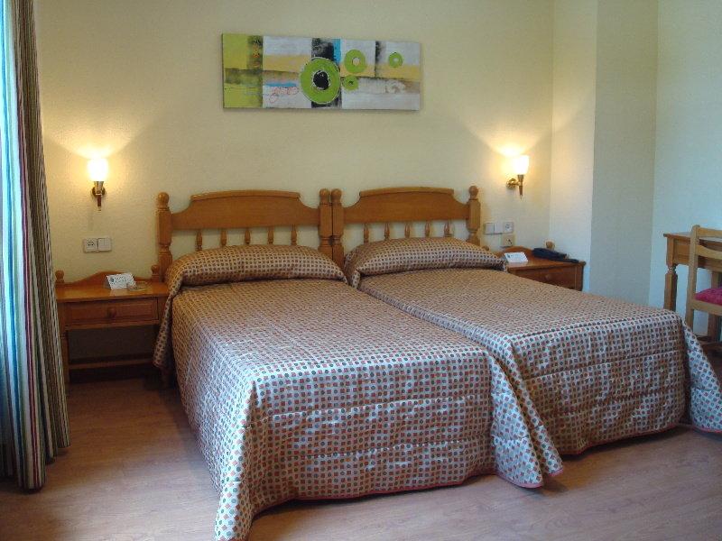 Hotel Castilla Албасете Екстериор снимка